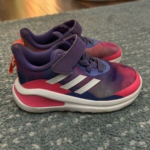 Tye dye adidas toddler shoes size 7